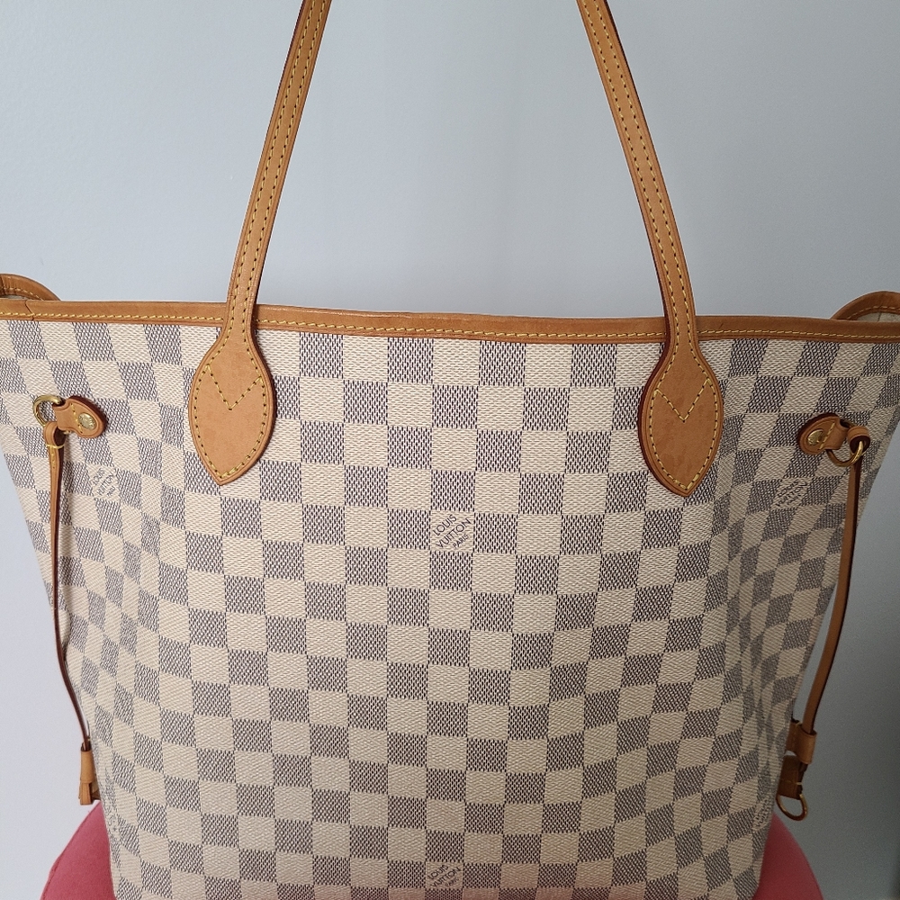 Louis vuitton neverfull pm